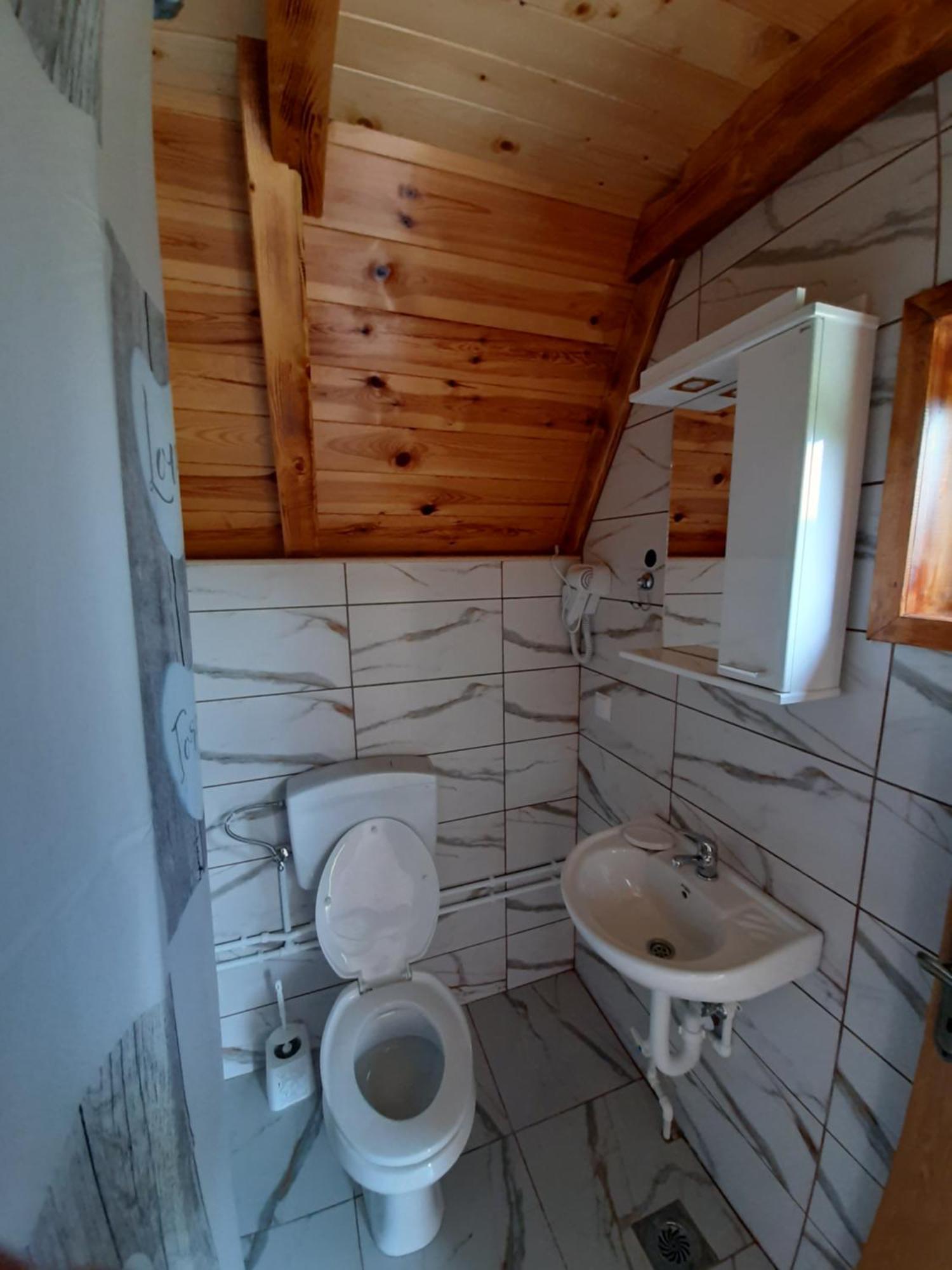 Wooden Cottage Podgora Жабляк Екстер'єр фото
